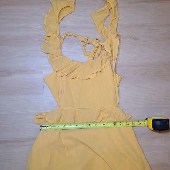 FOREVER 21 Yellow Gold Ruffle Tie-Back Midi Dress Womens Size Large - Picture 4 of 9